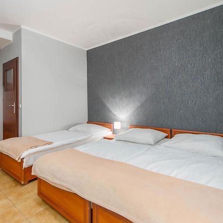 Awenturyn - Pokoje Apartamenty Noclegi Grzybowo Grzybowo  Exterior photo